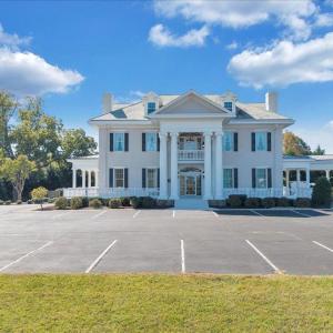 Photo #74 of 812 E Main Street, Bedford, VA 2.9 acres