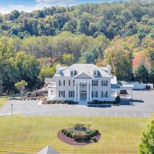 Photo #75 of 812 E Main Street, Bedford, VA 2.9 acres