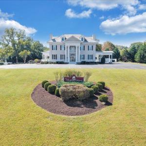 Photo #2 of 812 E Main Street, Bedford, VA 2.9 acres