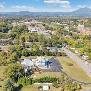 Photo #85 of 812 E Main Street, Bedford, VA 2.9 acres