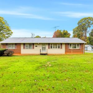 Photo #2 of 1760 Wickcliffe Road, Brookneal, VA 0.5 acres