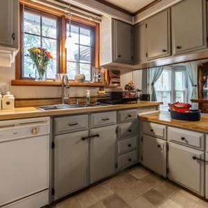 Photo #11 of 301 Log Cabin Road, Appomattox, VA 1.0 acres