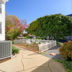 Photo #52 of 1002 Broad Street, Altavista, VA 0.3 acres