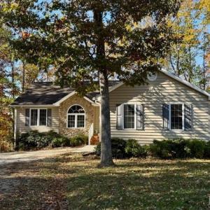 Photo #2 of 1351 Purdum Mill Road, Appomattox, VA 1.0 acres