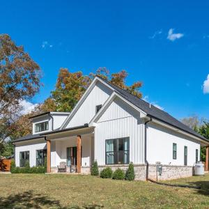 Photo #3 of 200 Overstreet Lane, Lynchburg, VA 0.7 acres