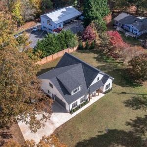 Photo #5 of 200 Overstreet Lane, Lynchburg, VA 0.7 acres