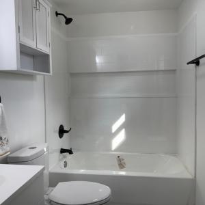 Upstairs Full bath #2!