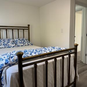 Sweet cozy bedroom 3 at the end of the hall