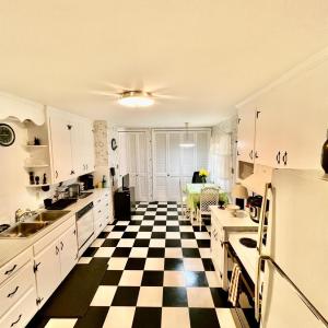 Photo #5 of 4316 Montgomery Road, Lynchburg, VA 0.5 acres