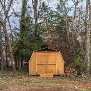 Photo #64 of 405 Meadowridge Drive, Lynchburg, VA 3.8 acres