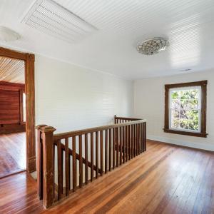 2nd floor foyer