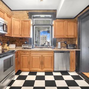 Photo #42 of 802 Court Street, Lynchburg, VA 0.2 acres