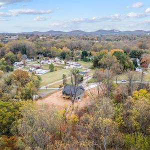 Photo #9 of 1708 Moormans Road, Lynchburg, VA 0.9 acres