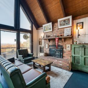 Photo #5 of 819 Cresthill Road, Lynchburg, VA 5.4 acres