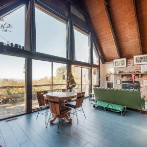 Photo #3 of 819 Cresthill Road, Lynchburg, VA 5.4 acres