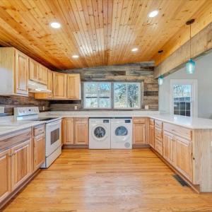 Photo #19 of 1001 Richie Farm Lane, Big Island, VA 10.9 acres