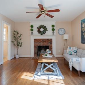 Photo #6 of 608 Lake Vista Drive, Forest, VA 1.0 acres