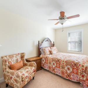 Photo #26 of 122 Colonnade Street, Lynchburg, VA 0.1 acres