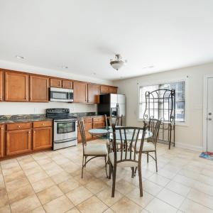 Photo #8 of 122 Colonnade Street, Lynchburg, VA 0.1 acres