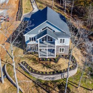 Photo #3 of 172 Lakewatch Circle, Moneta, VA 0.7 acres