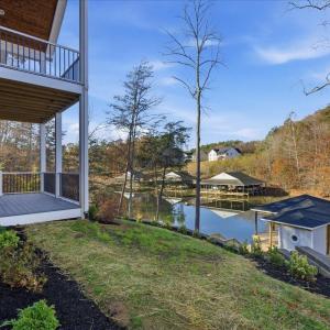 Photo #85 of 172 Lakewatch Circle, Moneta, VA 0.7 acres