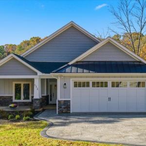 Photo #5 of 172 Lakewatch Circle, Moneta, VA 0.7 acres