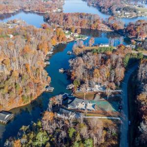 Photo #96 of 172 Lakewatch Circle, Moneta, VA 0.7 acres