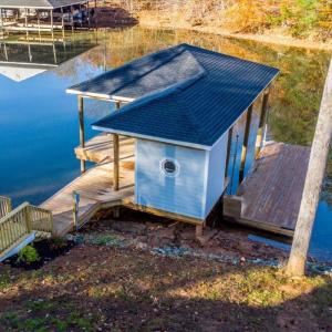 Photo #98 of 172 Lakewatch Circle, Moneta, VA 0.7 acres