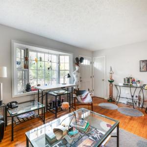 Photo #4 of 423 Woodland Cir, Lynchburg, VA 0.5 acres