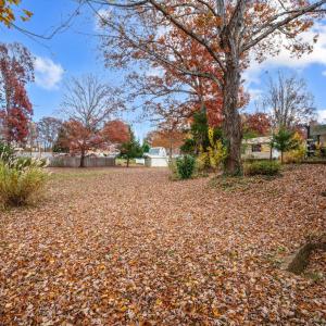 Photo #25 of 423 Woodland Cir, Lynchburg, VA 0.5 acres