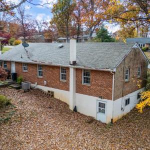 Photo #32 of 423 Woodland Cir, Lynchburg, VA 0.5 acres