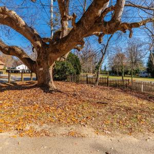 Photo #34 of 2120 Timberlake Drive, Lynchburg, VA 0.4 acres