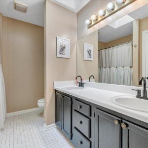 Photo #32 of 7147 Snowberry Circle, Roanoke, VA