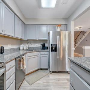 Photo #14 of 7147 Snowberry Circle, Roanoke, VA