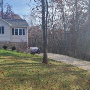Photo #5 of 1231 Little Bear Lane, Spout Spring, VA 1.1 acres
