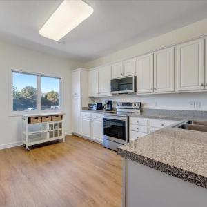 Photo #10 of 1137 Mariners Way, Huddleston, VA