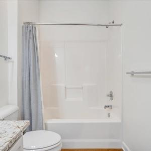 Photo #22 of 1137 Mariners Way, Huddleston, VA