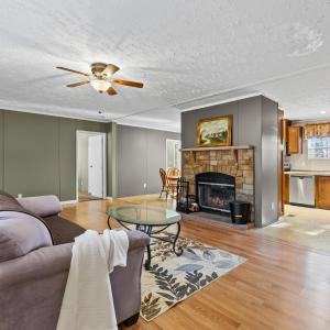 Photo #6 of 1690 Poorhouse Creek Road, Appomattox, VA 25.5 acres