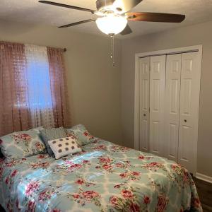 Photo #4 of 203 College Park Drive, Lynchburg, VA 0.6 acres