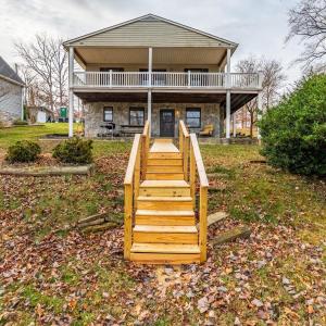 Photo #2 of 1392 Hermitage Circle, Huddleston, VA 0.8 acres