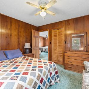 Photo #25 of 1392 Hermitage Circle, Huddleston, VA 0.8 acres