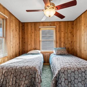 Photo #21 of 1392 Hermitage Circle, Huddleston, VA 0.8 acres