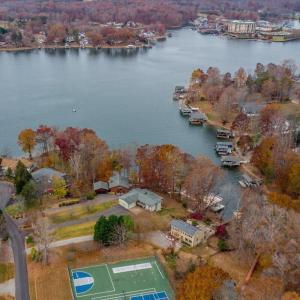 Photo #71 of 307 Meadow Point Drive, Moneta, VA 0.6 acres