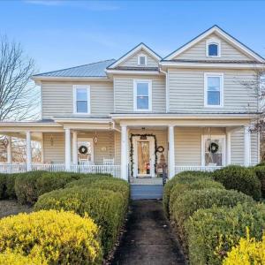 Photo #1 of 601 Henry Street, Gretna, VA 0.6 acres