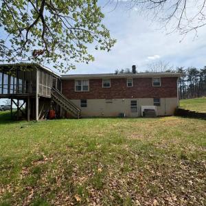 Photo #18 of 1796 Owens Mill Rd, Gretna, VA 5.4 acres