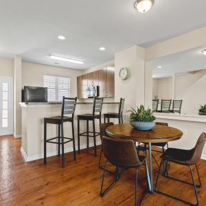 Photo #9 of 1600 Wards Ferry Road, Lynchburg, VA 0.1 acres