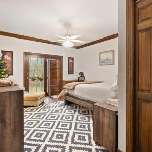 Photo #7 of 205 Ivy Drive, Lynchburg, VA 2.0 acres