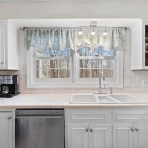 Photo #13 of 205 Ivy Drive, Lynchburg, VA 2.0 acres