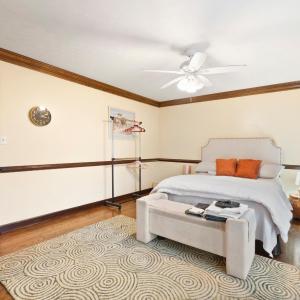 Photo #5 of 205 Ivy Drive, Lynchburg, VA 2.0 acres