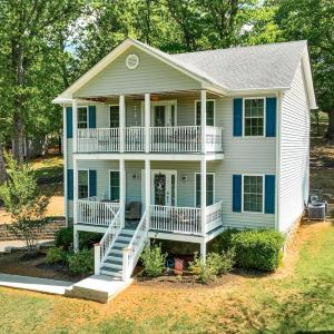 Photo #1 of 2487 Cifax Road, Goode, VA 1.1 acres